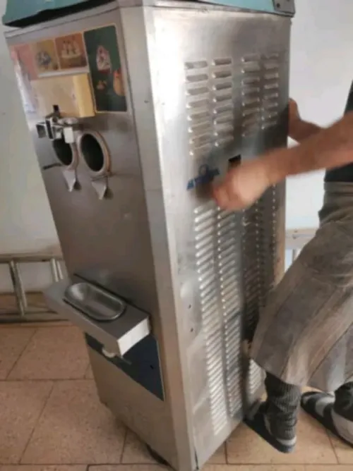 Machine ice creme 
