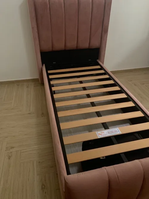 Deux lits avec coffret 190*90cm 