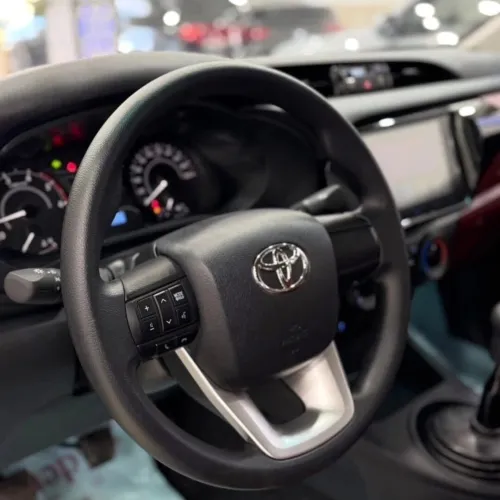Toyota HILLiX 2025 