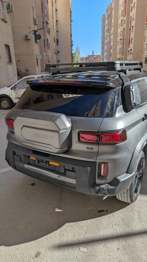 Geely Coolray 2025 