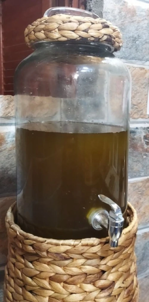Huile D'olive Vierge Skikda  800 DA زيت الزيتون بكر سكيكدة جديدة