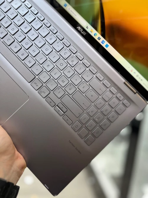 Asus ZenBook Flip 15.6" Rotatif, Ryzen 7 5700U - 8Gb Ram - 256Gb SSD - Nvidia GeForce MX450