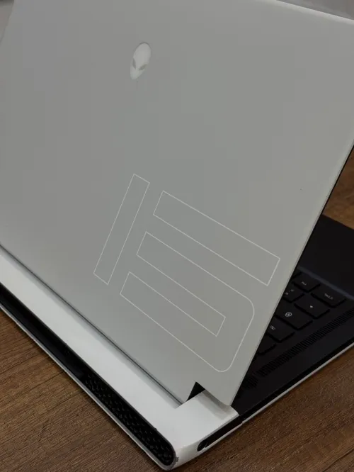 Dell Alienware M15 R7 360Hz - i7 12700H - 16Go - 1To - RTX 3070Ti 8Go