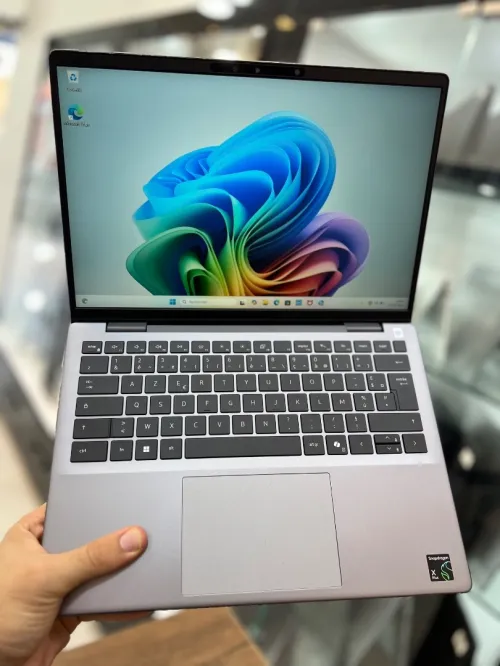 Dell Insprion 5541 - Snapdragon X Plus - 16Go - 512Go 