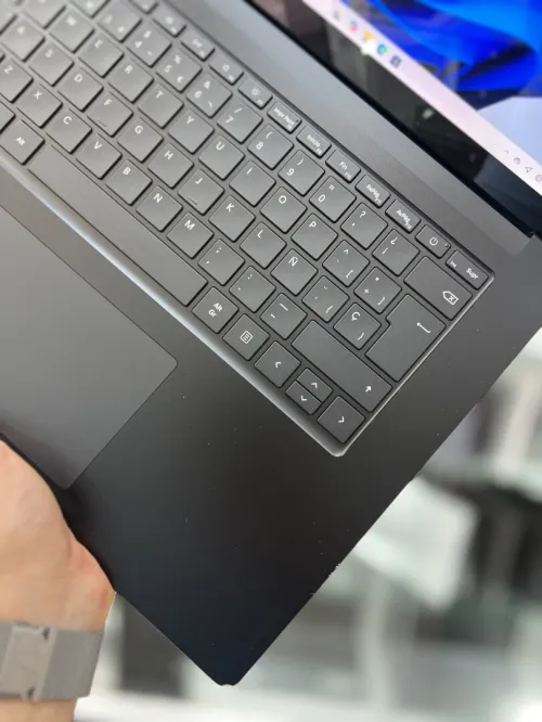 Micrsoft SurFace Laptop 5 2K Tactile - i7 1265U - 16Gb - 512Gb - Intel Iris Xe Graphics 