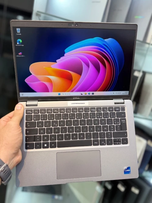 Dell Latitude 5440 Tactile - i7 1355U - 32Go Ram - 512Go SSD - Intel Graphics