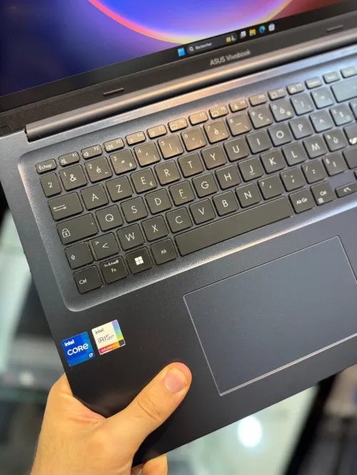 Asus VivoBook 17X - i7 1255U - 16Go - 512Go - Intel Iris Xe Graphics