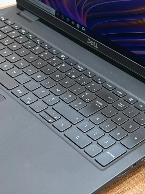 Dell Latitude 3520 FHD - i5 1135G7 - 8Go - 256Go - Intel Iris Xe Graphics 