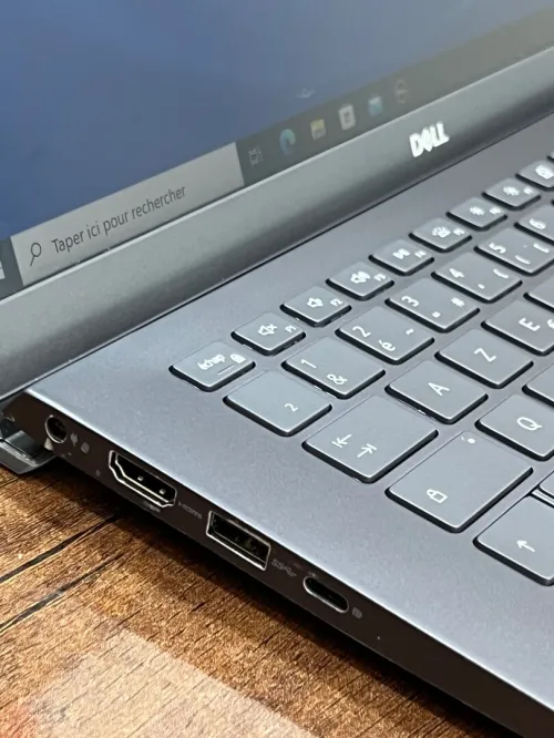Dell Vostro 5410 14" FHD, i5 1135G7 - 16Gb Ram - 256Gb SSD - Intel Iris Xe Graphics 