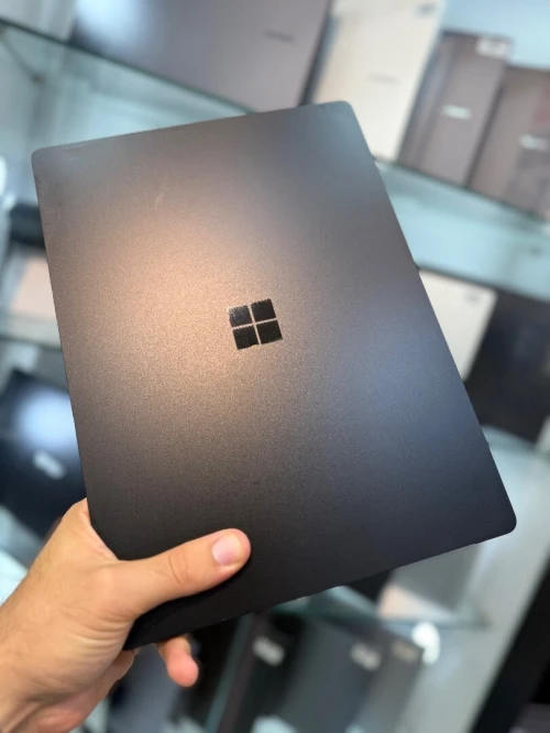 Microsoft Surface Laptop 5 13.5" Tactile - i7 1255U - 16Go - 256Go - Intel Iris Xe