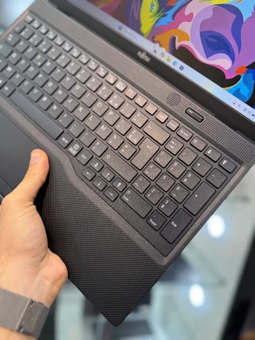 Fujitsu Siemens LifeBook i5 1135G7 - 8Go - 256Go - Intel Iris Xe Graphics