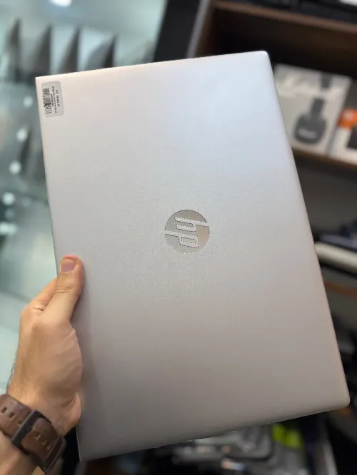 HP ProBook 450 G5 - i5 8250U - 8Go - 256Go SSD - Intel UHD Graphics