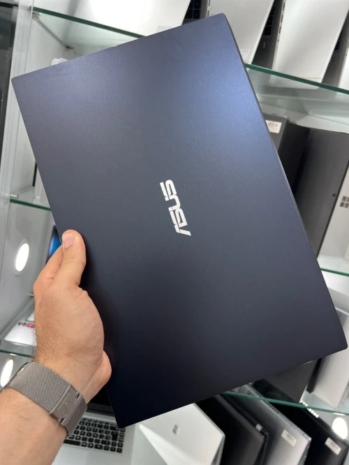 Asus ExpertBook 15 FHD - i7 1355U - 16Gb Ram - 512Gb - Intel Iris Xe Graphics 