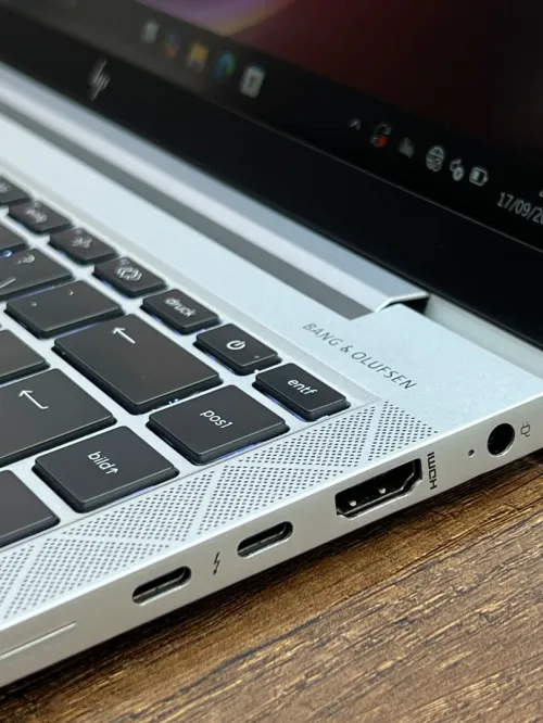HP EliteBook 840 G8 Tactile - i5 1145G7 - 16Go - 512Go - Intel Iris Xe Graphics 