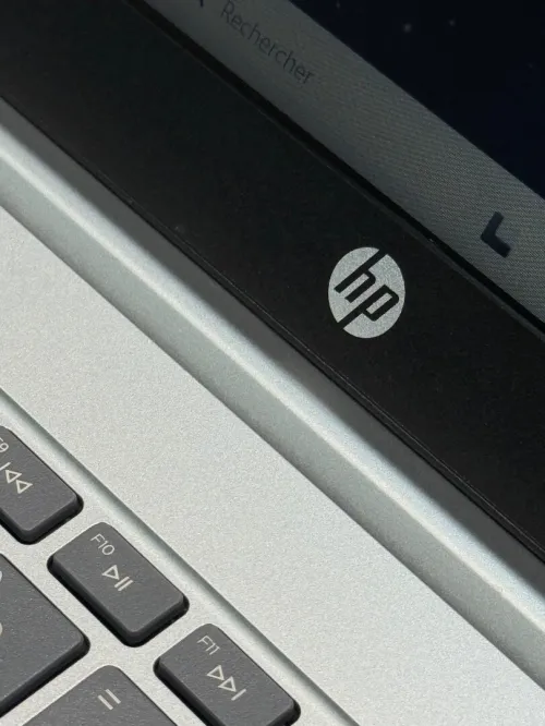 HP Laptop 250 G10 - i5 1334U - 16Go - 512Go - Intel Iris Xe 