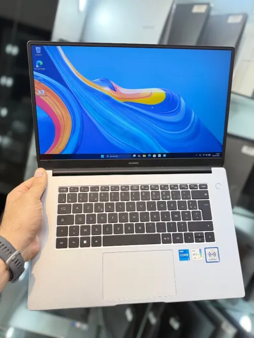 Huawei MateBook D15 - i5 1135G7 - 8Go Ram  - 512Go SSD - Intel Iris Xe Graphics