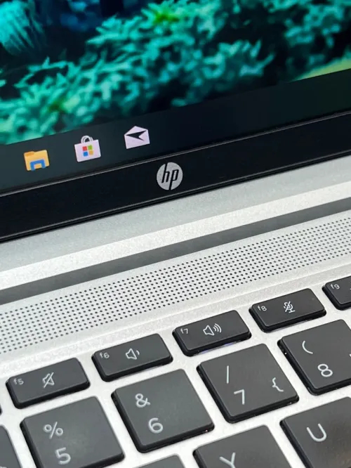 HP ProBook 640 G8 14" FHD, Intel Core i5 1135G7 - 16Gb Ram - 256Gb - Intel Iris Xe Graphics 