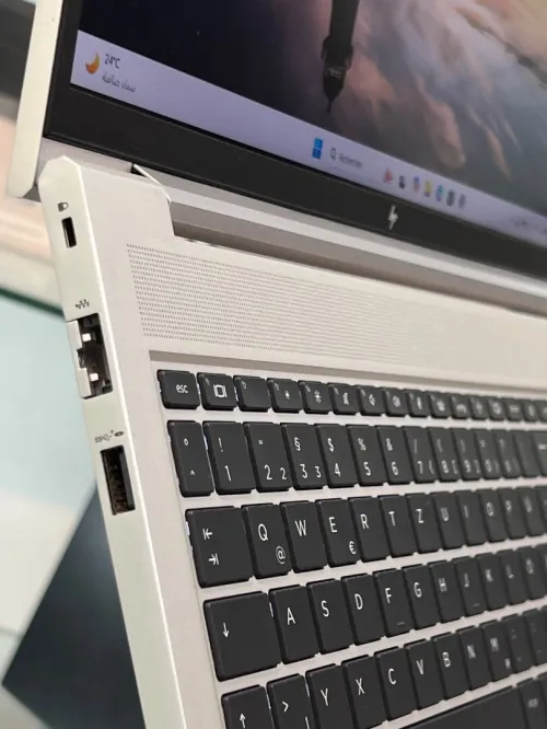 HP EliteBook 650 G9 - i7 1255U - 16Go - 512Go - Intel UHD Graphics
