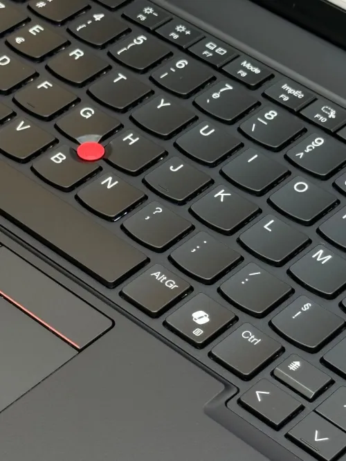 Lenovo ThinkPad T14 - Ryzen 5 Pro 8540U - 16Go - 512Go - Radeon 830M Graphics