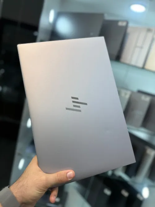 HP ZBOOK STUDIO 16 G10 4K - i7 13800H - 32Go - 1To - RTX 2000 8Go