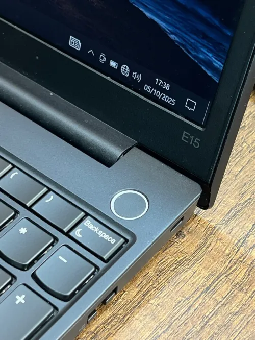 Lenovo ThinkPad E15 - i5 1135G7 - 8Go - 256Go - Intel Iris Xe Graphics 