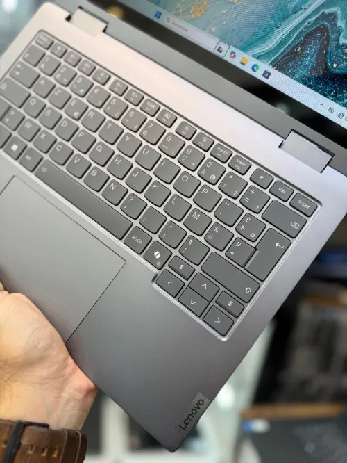 Lenovo ThinkBook 2-in-1 Ultra 5 135U - 16Go - 256Go - Intel R Graphics 