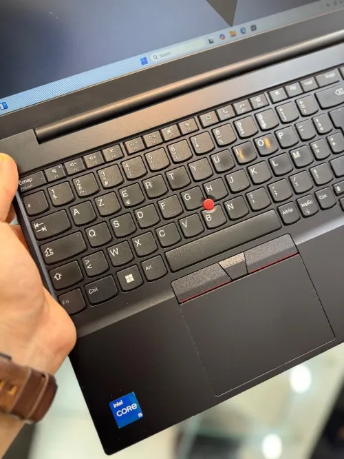 Lenovo ThinkPad E15 FHD - i5 1135G7 - 16Go - 256Go - Intel Iris Xe Graphics