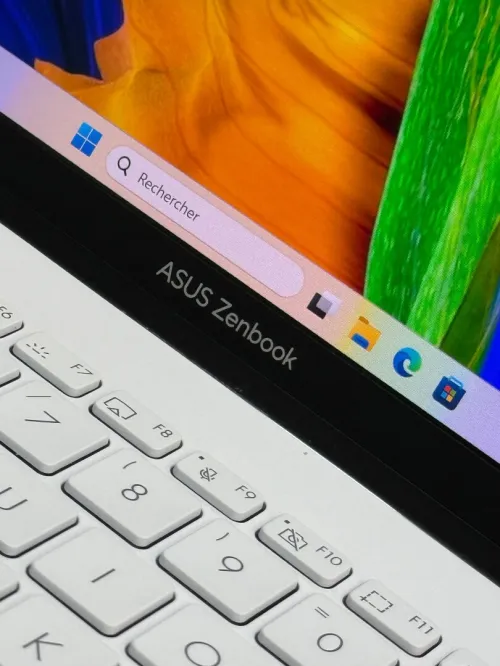 Asus ZenBook S13 OLED - Ryzen 7 6800U - 16Go Ram - 512Go SSD - Radeon 680M