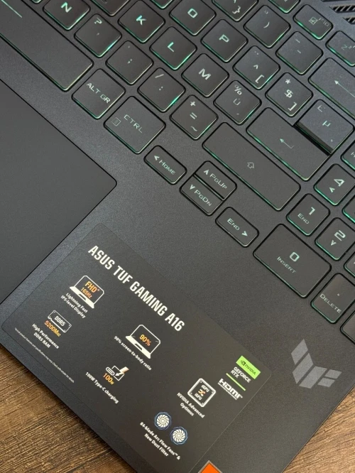 Asus TUF Gaming A16 - Ryzen 9 9740HX - 32Go - 1To - RTX 4060 8Go