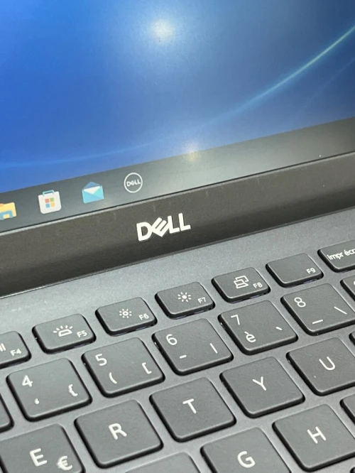 Dell Vostro 5410 14" FHD, i5 1135G7 - 16Gb Ram - 256Gb SSD - Intel Iris Xe Graphics 