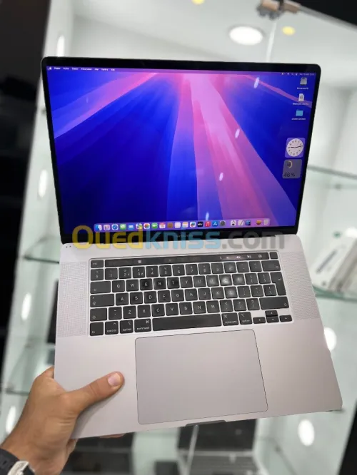 MacBook Pro 2019 16 Retina - i9 - 16Go Ram - 1To SSD - Radeon 5500M 4Gb