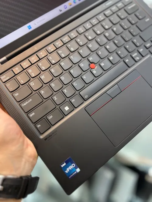 Lenovo ThinkPad X1 Carbon Tactile - i7 1260P - 32Go - 1To - Intel Iris Xe Graphics