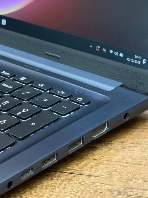 Asus VivoBook 17X - i7 1255U - 16Go - 512Go - Intel Iris Xe Graphics
