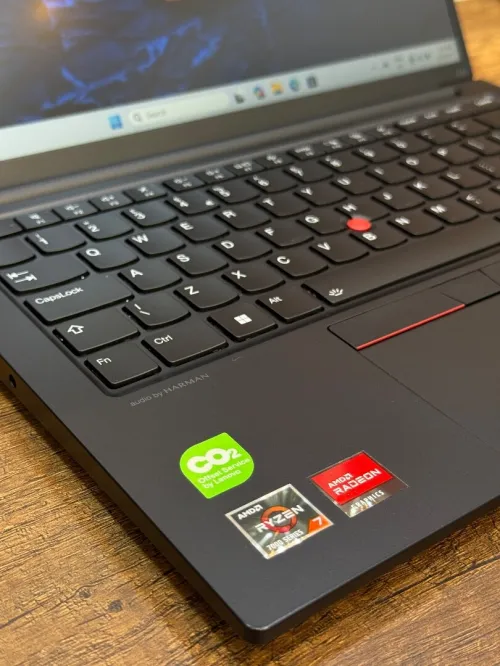 Lenovo ThinkPad E14 FHD - Ryzen 7 7735Hs - 16Go - 512Go - AMD Radeon 680M