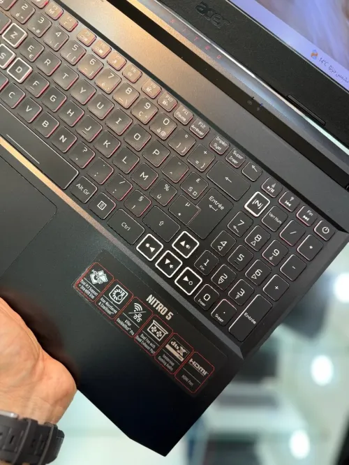 Acer Nitro 5 FHD 165Hz - i7 11800H - 16Go - 512Go - RTX 3060 6Go