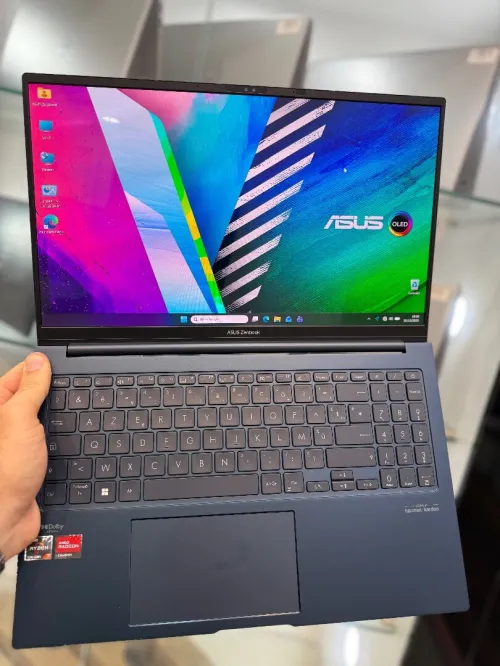 Asus ZenBook 15 OLED 2.5 Ghz - Ryzen 7 7735U - 16Go - 512Go - AMD Radeon Graphics
