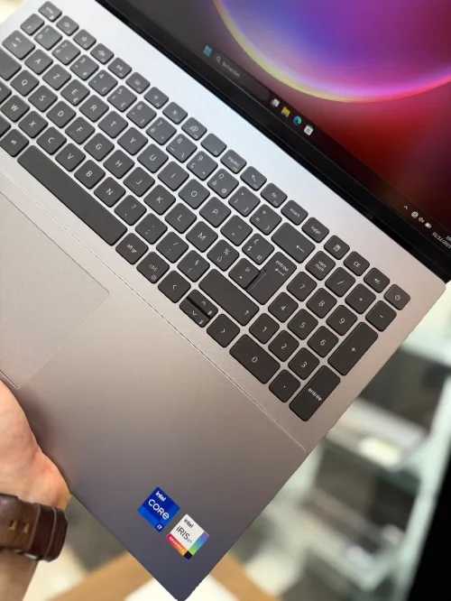 Dell Inspiron 16" i7 1360P - 16Go - 512Go - Intel Iris Xe Graphics
