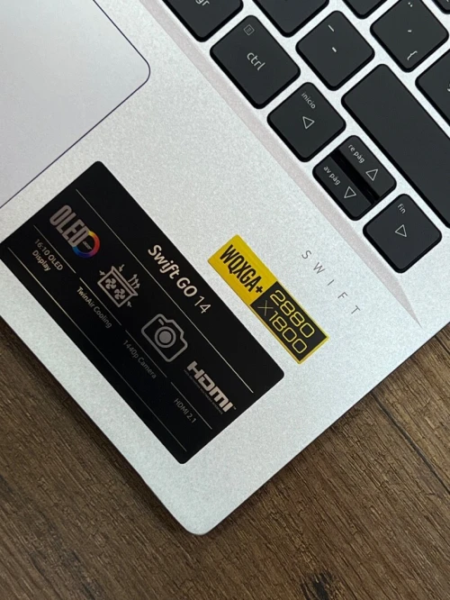 Acer Swift Go 14 OLED 2K - i7 1355U - 16Go - 512Go - Intel Iris Xe Graphics 