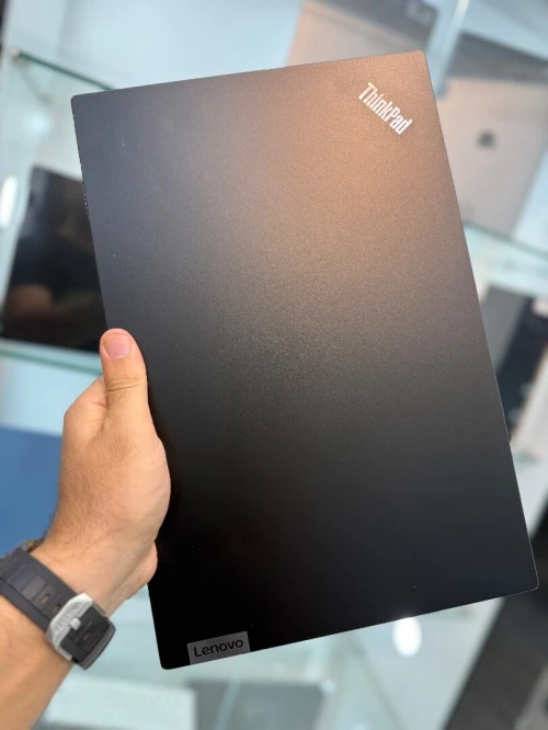 Lenovo ThinkPad E15 - Ryzen 7 5700U - 16Go - 512Go - AMD Radeon Graphics 