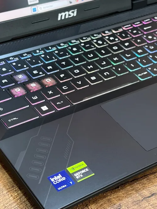 MSI Crossshair 16 HX - Ultra 7 255Hx - 16Go - 1To - RTX 5070 8Go GDDR7