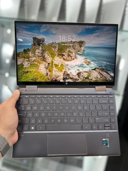 HP Spectre X360 13" FHD - i7 1165G7 - 16Gb - 512Gb - Intel Iris Xe Graphics 