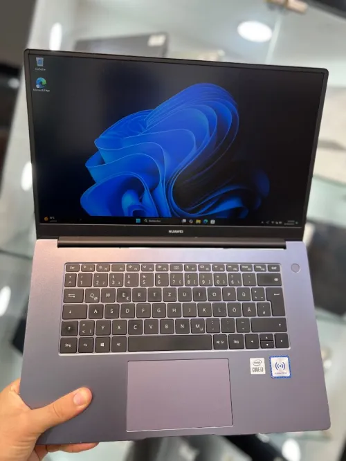 Huawei MateBook D15 - i3 10110U - 8Go Ram - 256Go SSD - Intel UHD Graphics