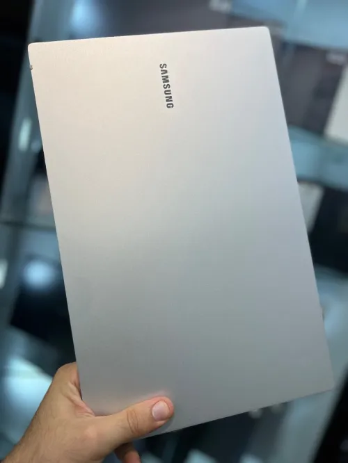 Samsung Galaxy Book i5 1135G7 - 8Go - 256Go - Nvidia MX450 2Go