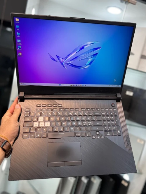 Asus ROG Strix G17 - i7 9750H - 16Go - 512Go - RTX 2070 8Go Max QDesign