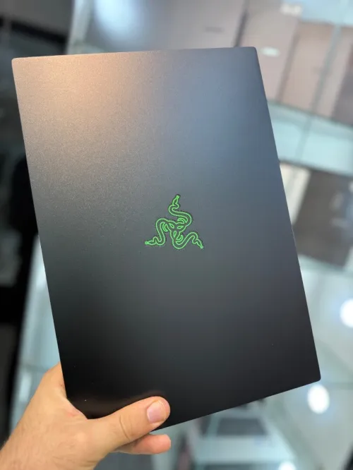Razer Blade 14 QHD Ryzen 9 6900HX - 16Go - 1To - RTX 3070ti
