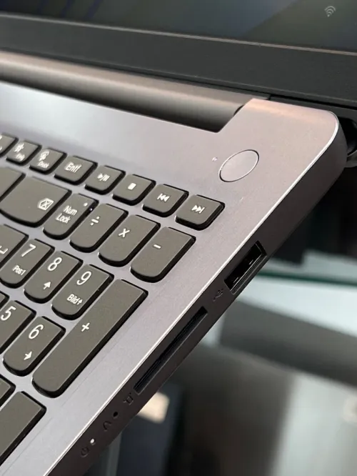 Lenovo IdeaPad 3 FHD - i3 1215U - 8Gb - 512Go - Intel UHD Graphics
