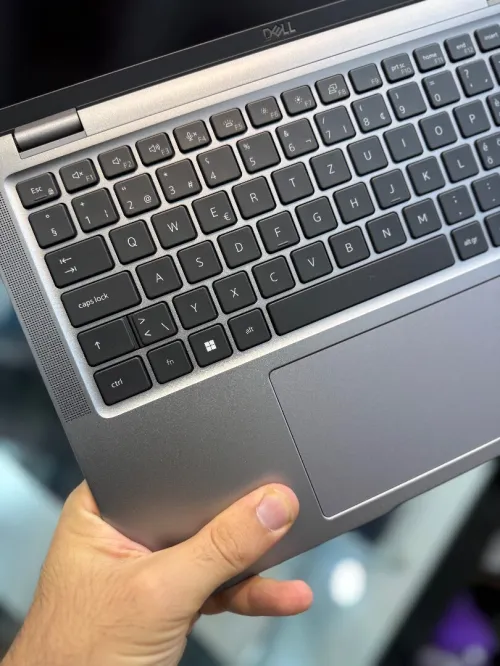 Dell Latitude 7440 Tactile - i7 1365U - 32Go Ram - 512go ssd - Intel Iris Xe Graphics 