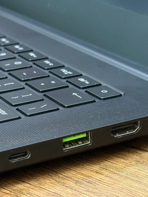 Razer Blade 14 QHD Ryzen 9 6900HX - 16Go - 1To - RTX 3070ti