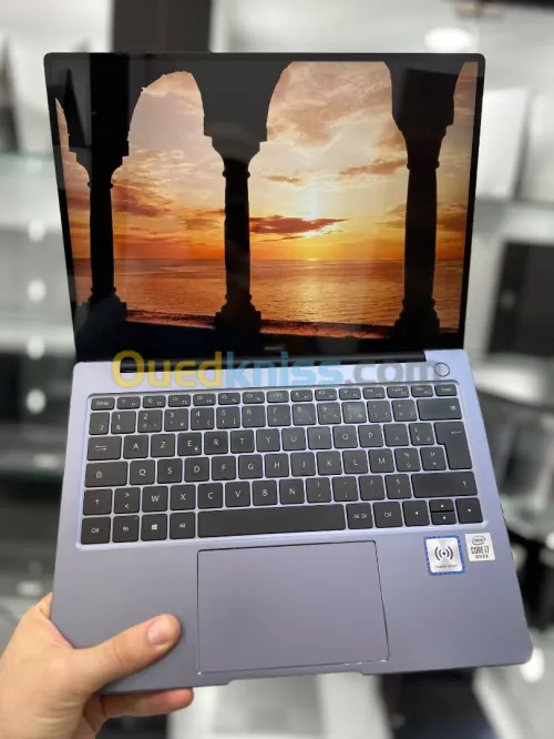 Huawei MateBook 14 Tactile, i7 10510U - 16Gb Ram - 512Gb SSD - Nvidia GEFORCE MX 350 2Gb