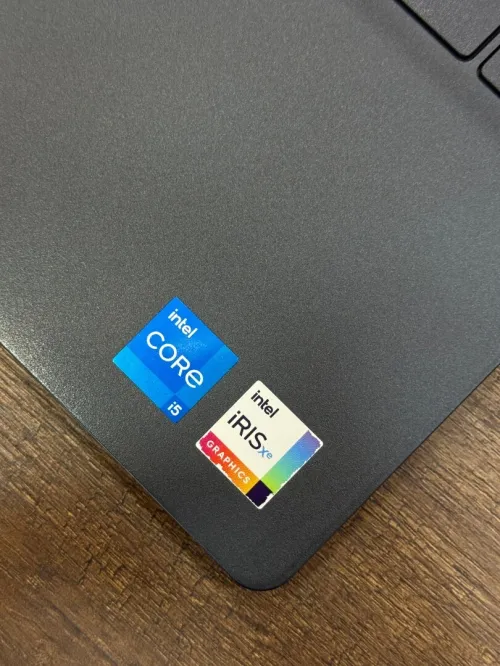 Dell Inspiron 15 FHD 120Hz - i5 1235U - 16Go Ram - 256Go SSD - Intel Iris Xe Graphics